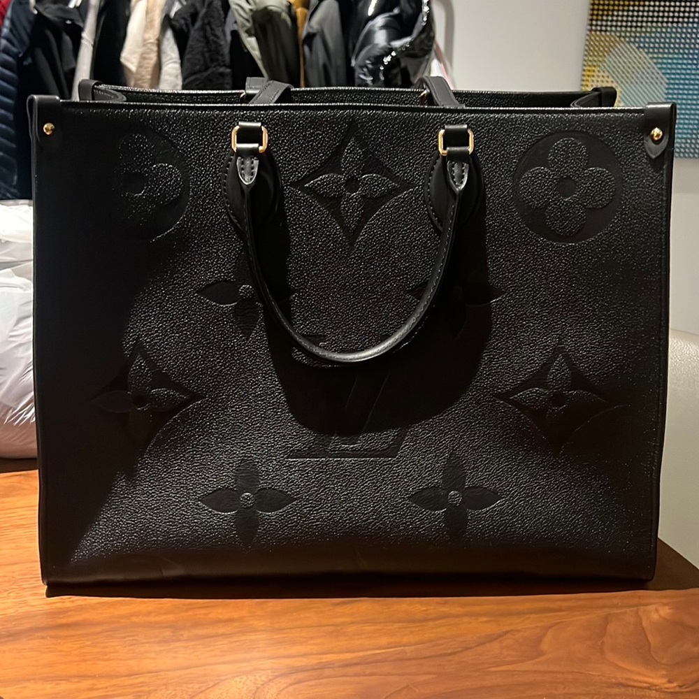 Louis Vuitton GM Ontgego
